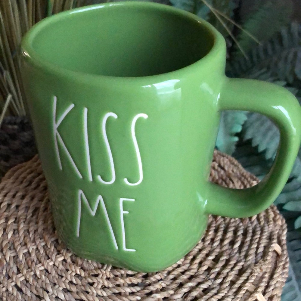 Rae Dunn KISS ME I’M IRISH mug